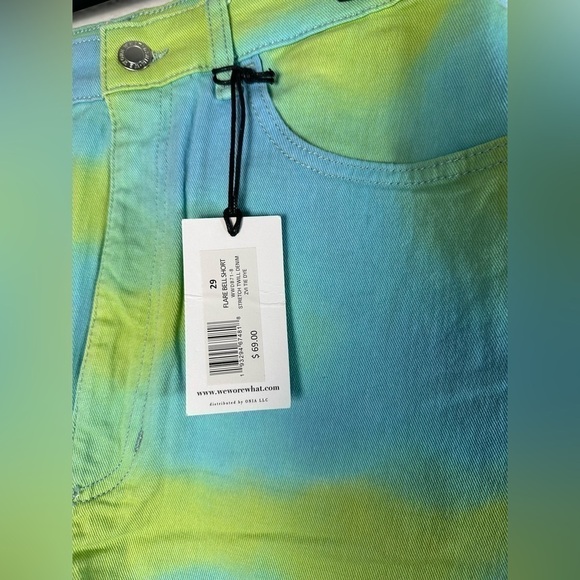 NWT Revolve WeWoreWhat Flare Bell Shorts in Tie Dye - Picture 8 of 8